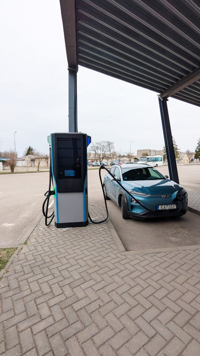 60 kW Injet Ampax Charger for a Bus Company in Lithuania