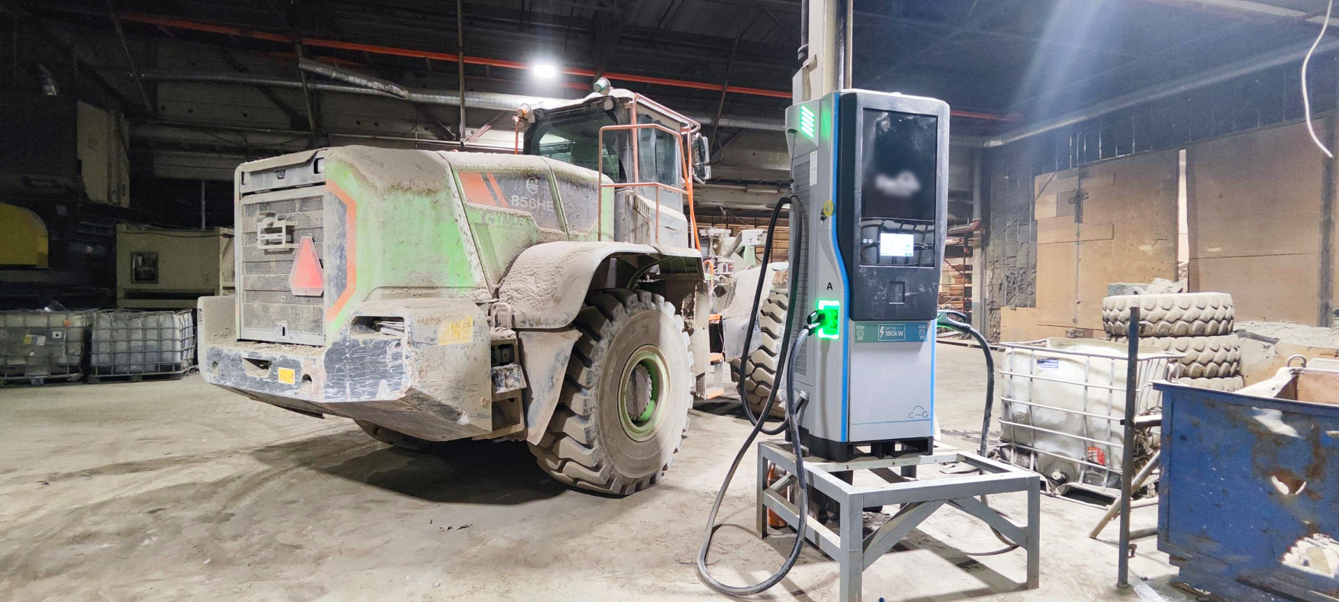 180 kW Injet Ampax Indoor Charger for Construction Equipment in Quebec
