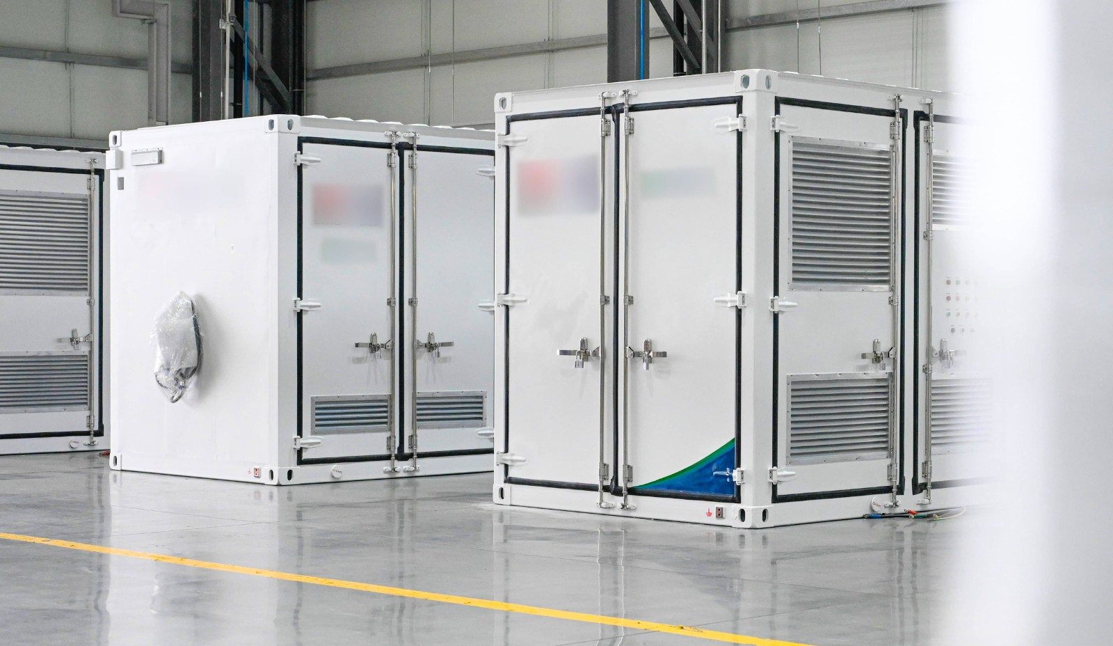 iEZA Series Extended Energy Storage Power Supply Box