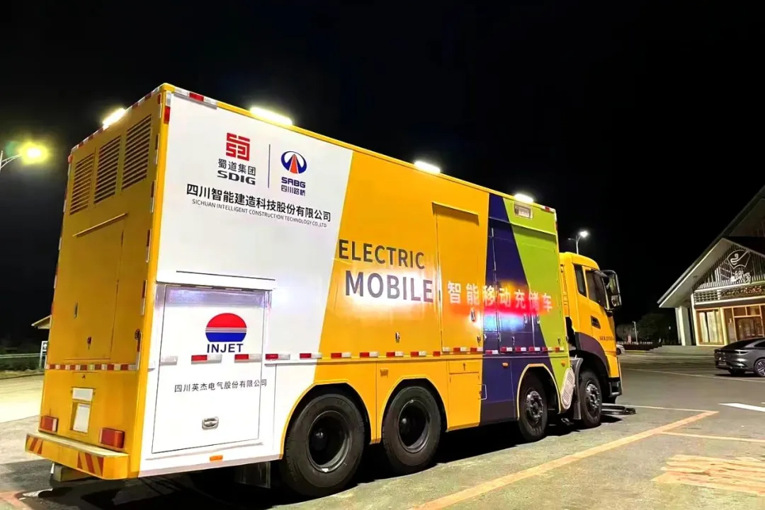 Die Zukunft mit Energie versorgen: Injet New Energy stiehlt auf der 21. China-ASEAN Expo mit riesiger „Powerbank“ und intelligenten Ladelösungen die Show