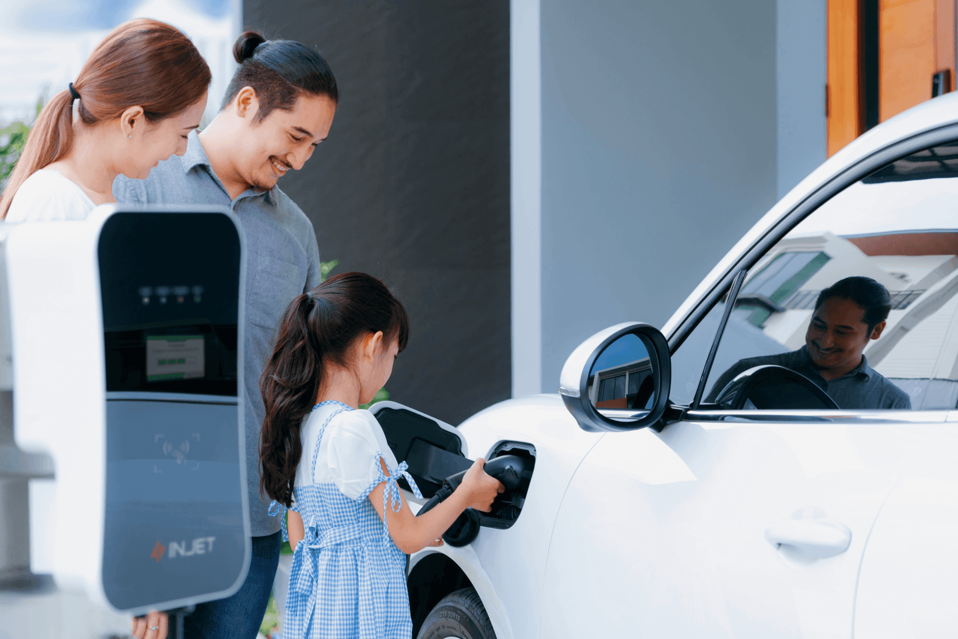 EV Charger Voltage & Current: The Complete Technical Guide to Input/Output Specs